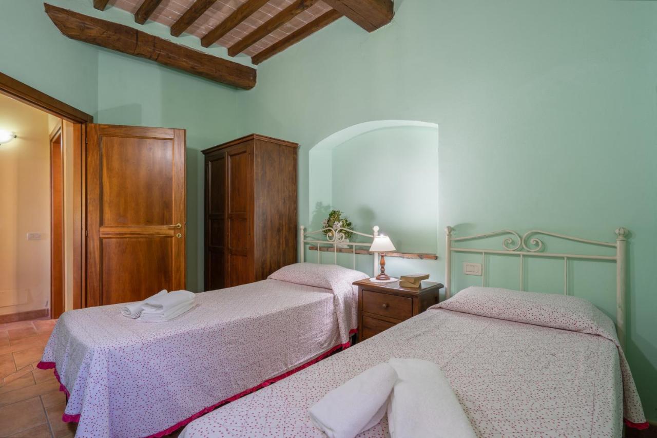 Borgo Il Villino Guest House Casole d'Elsa Exterior photo